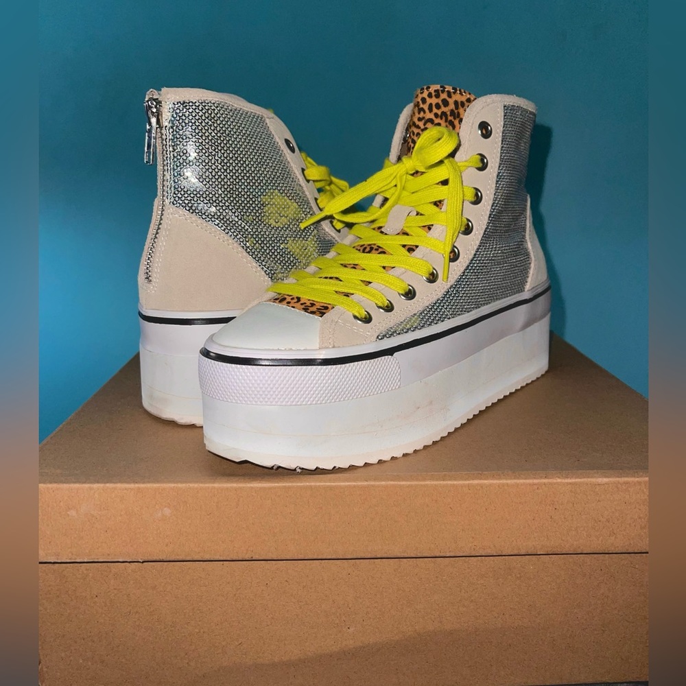 Sequin High Tops 💚🐆